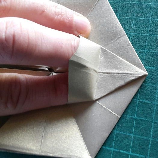 DIY节日贺卡制作教程,六边形立体星形贺卡轻松上手-第16张图片-趣作屋 DIY节日贺卡制作教程,六边形立体星形贺卡轻松上手-第16张图片-趣作屋