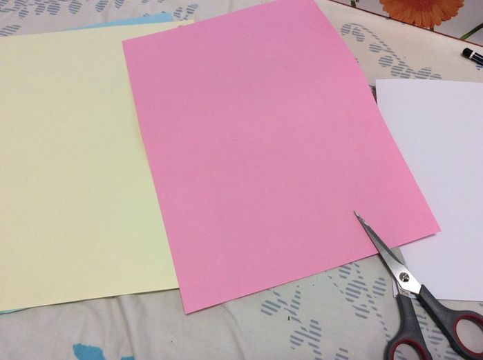 手工制作创意贺卡教程,轻松打造生日派对邀请函-第5张图片-趣作屋 手工制作创意贺卡教程,轻松打造生日派对邀请函-第5张图片-趣作屋