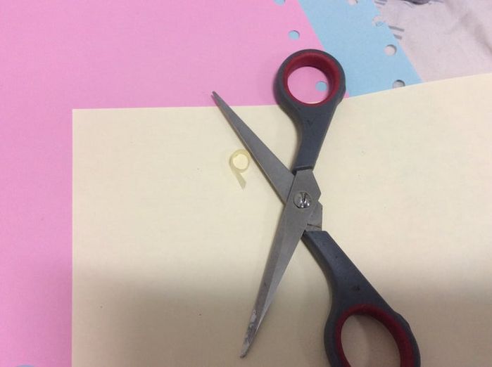 手工制作创意贺卡教程,轻松打造生日派对邀请函-第11张图片-趣作屋 手工制作创意贺卡教程,轻松打造生日派对邀请函-第11张图片-趣作屋