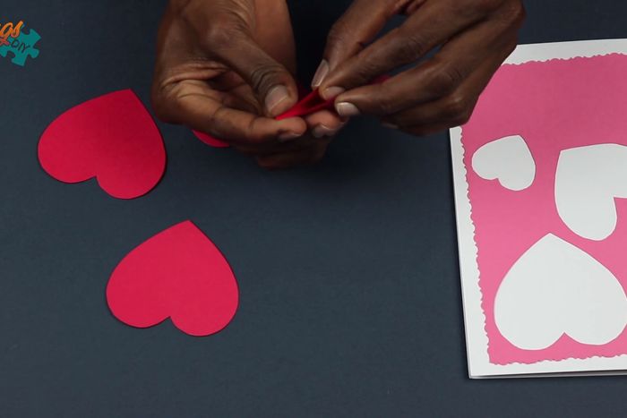 超简单DIY弹出式爱心情人节贺卡教程-第9张图片-趣作屋