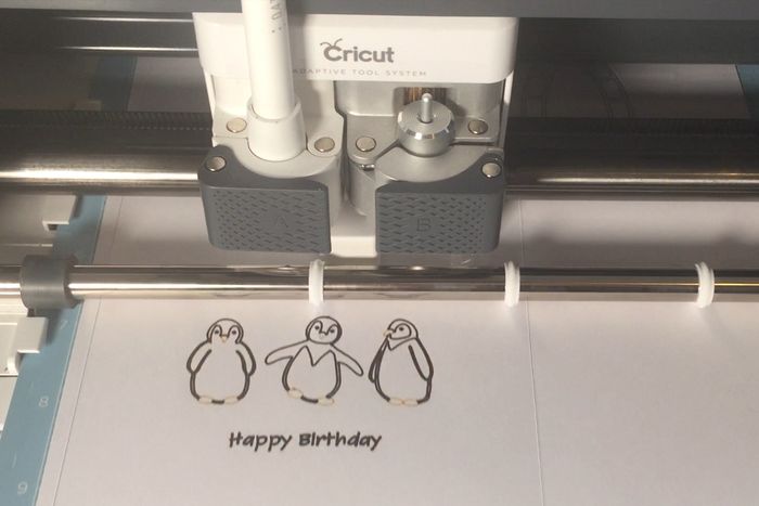 手工制作企鹅贺卡教程,零基础也能轻松上手-第12张图片-趣作屋 手工制作企鹅贺卡教程,零基础也能轻松上手-第12张图片-趣作屋