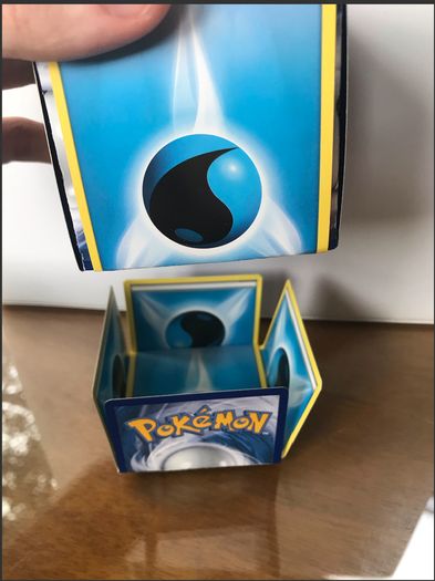 用扑克牌DIY卡片收纳盒的超简单方法-第16张图片-趣作屋 用扑克牌DIY卡片收纳盒的超简单方法-第16张图片-趣作屋