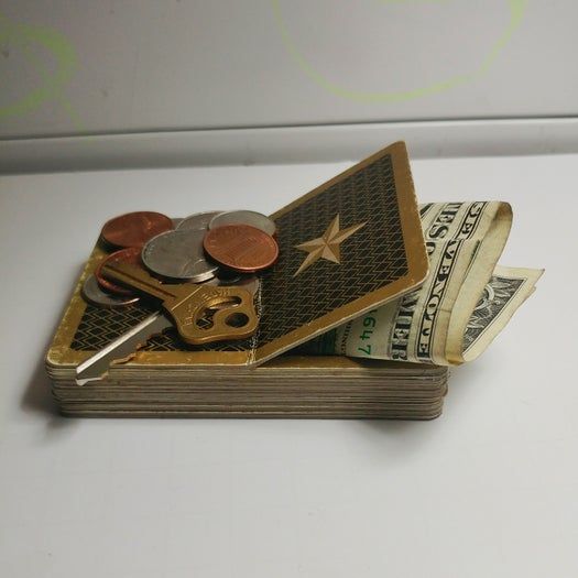 手工制作隐藏贵重物品的空心扑克牌教程-第11张图片-趣作屋 手工制作隐藏贵重物品的空心扑克牌教程-第11张图片-趣作屋