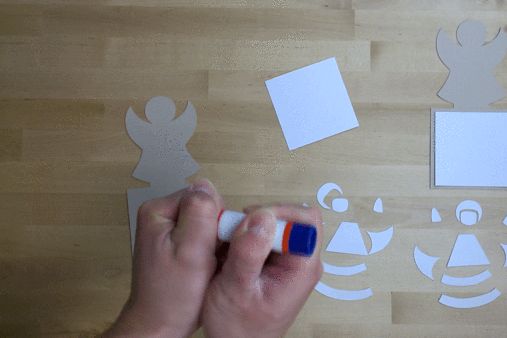 亲手制作圣诞天使立体贺卡,传递心意的温馨手工教程-第7张图片-趣作屋