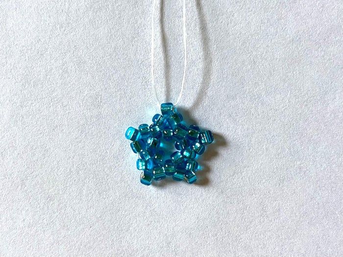 DIY迷你珠串星星挂饰教程-第16张图片-趣作屋 DIY迷你珠串星星挂饰教程-第16张图片-趣作屋