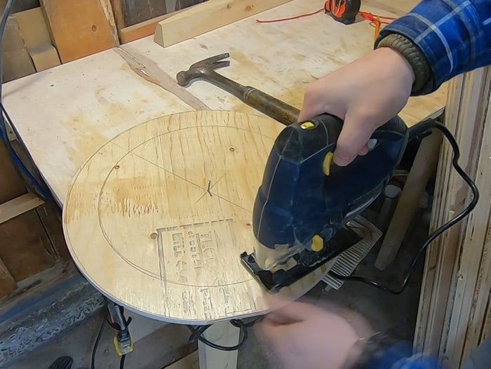 废旧木条巧变花环装饰教程-第9张图片-趣作屋