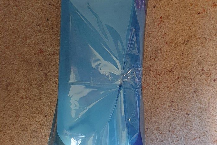 圣诞节创意装饰:太阳能牛奶瓶彩灯制作指南-第9张图片-趣作屋 圣诞节创意装饰:太阳能牛奶瓶彩灯制作指南-第9张图片-趣作屋