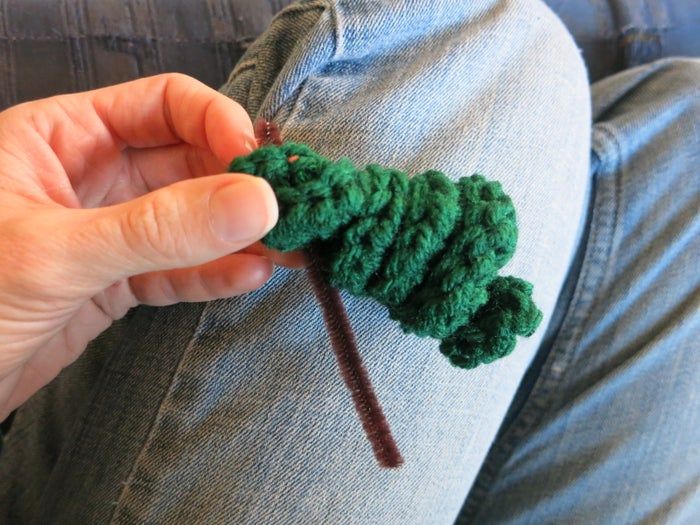 轻松DIY：钩针小树圣诞挂饰教程-第8张图片-趣作屋