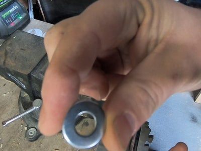 废旧木条巧变花环装饰教程-第24张图片-趣作屋