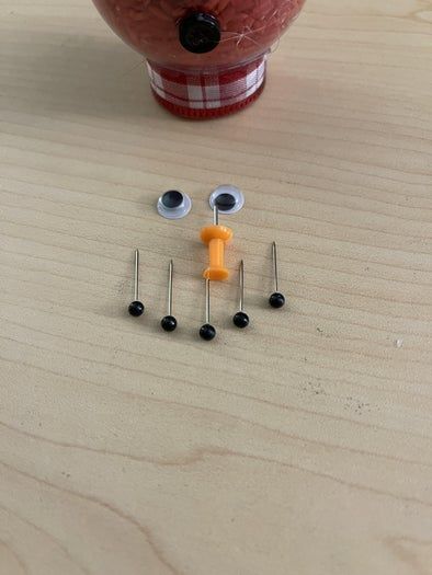 轻松DIY可爱圣诞雪人装饰教程-第18张图片-趣作屋