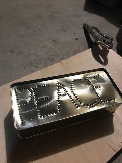 废物利用打造独特圣诞树教程-第17张图片-趣作屋