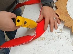 废旧木条巧变花环装饰教程-第36张图片-趣作屋