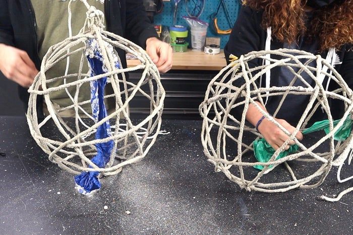 冬季DIY水泥雪人教程：轻松打造冬日装饰-第11张图片-趣作屋