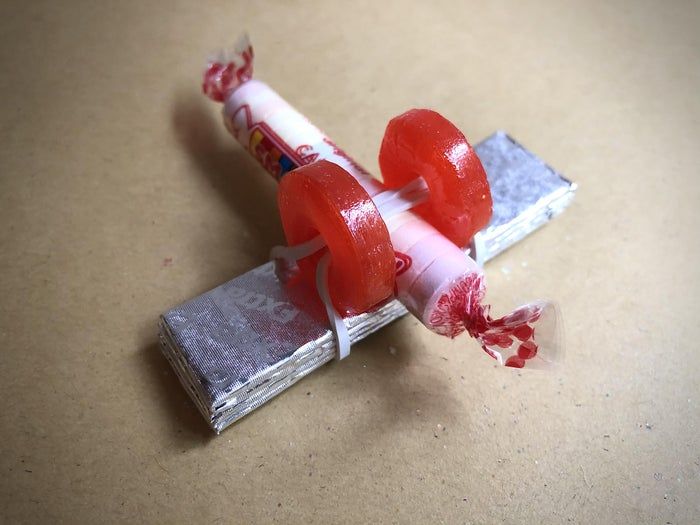 亲子手工糖果飞机教程-第6张图片-趣作屋