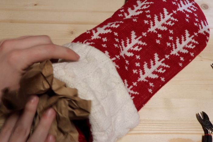 自制电动圣诞袜摆动装置教程-第7张图片-趣作屋 自制电动圣诞袜摆动装置教程-第7张图片-趣作屋