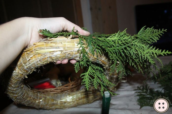 温馨圣诞降临节花环DIY全步骤指南-第6张图片-趣作屋