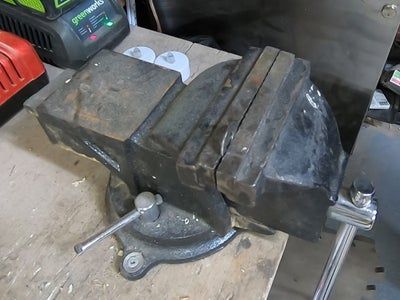 废旧木条巧变花环装饰教程-第25张图片-趣作屋