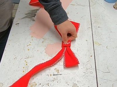 废旧木条巧变花环装饰教程-第41张图片-趣作屋