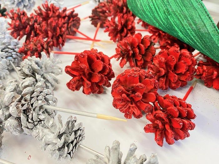 城市居民也能做的趣味松果花环手工教程-第14张图片-趣作屋