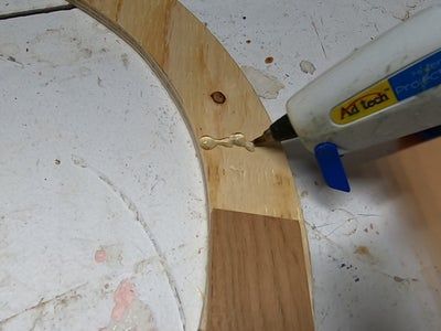 废旧木条巧变花环装饰教程-第19张图片-趣作屋