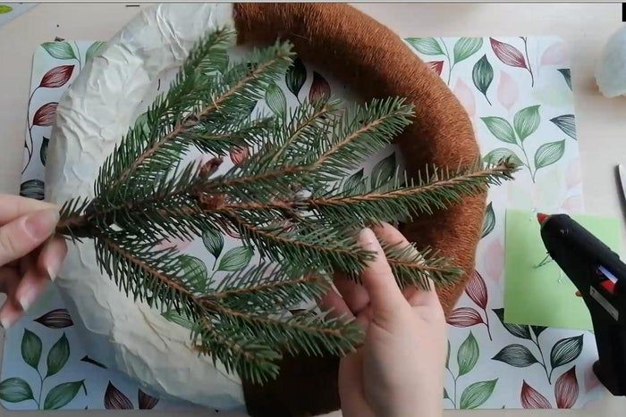 手把手教你DIY圣诞花环装饰-第10张图片-趣作屋 手把手教你DIY圣诞花环装饰-第10张图片-趣作屋