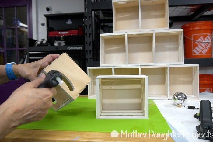 简易DIY桌面圣诞树装饰教程-第9张图片-趣作屋