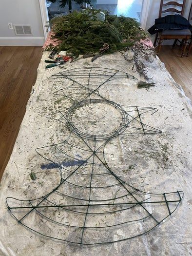 亲子DIY教程：轻松制作蝙蝠侠主题花环-第15张图片-趣作屋