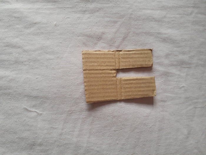 手把手教你制作毛线球花环装饰品-第2张图片-趣作屋