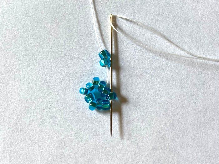 DIY迷你珠串星星挂饰教程-第11张图片-趣作屋 DIY迷你珠串星星挂饰教程-第11张图片-趣作屋