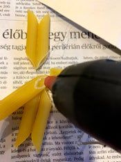 简易意面手工教程：圣诞节主题创意装饰-第13张图片-趣作屋