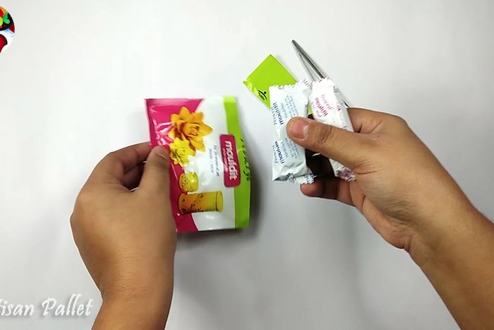 DIY聚合物粘土首饰制作教程——简单易学的手工项链与耳饰套装-第3张图片-趣作屋 DIY聚合物粘土首饰制作教程——简单易学的手工项链与耳饰套装-第3张图片-趣作屋