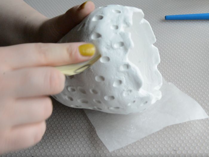 草莓造型花盆手工制作教程:风干黏土DIY创意容器-第26张图片-趣作屋 草莓造型花盆手工制作教程:风干黏土DIY创意容器-第26张图片-趣作屋