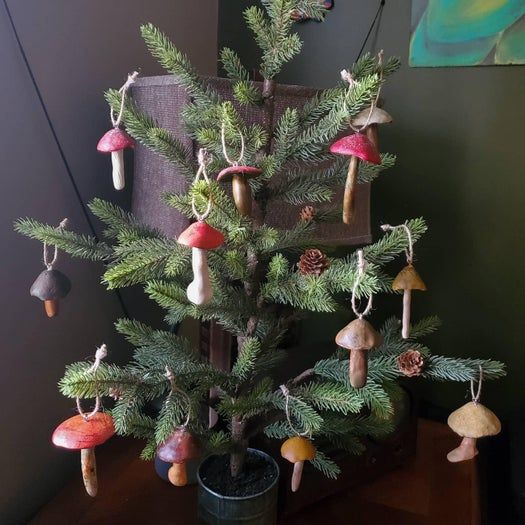 逼真圣诞蘑菇装饰品手工制作教程-第8张图片-趣作屋