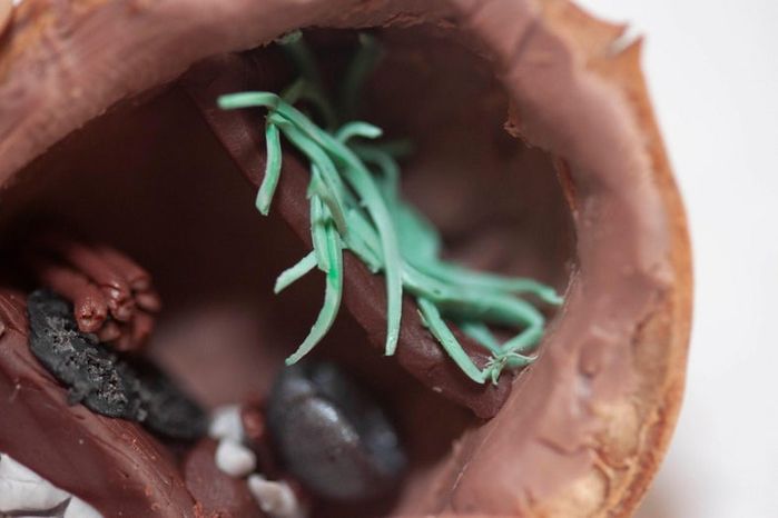 用核桃制作海蒂与祖父的微缩小屋教程——详细步骤与材料清单-第14张图片-趣作屋