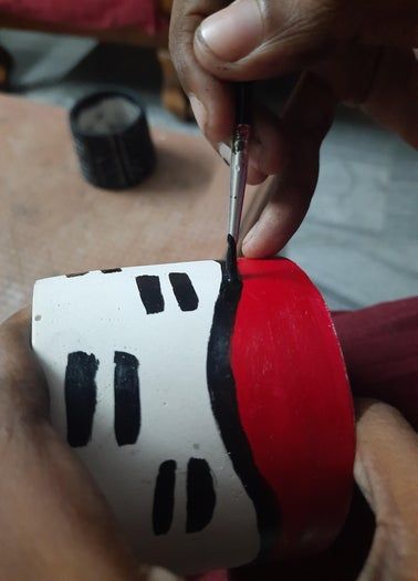 低成本混凝土花盆DIY教程:艺术与园艺的完美结合-第13张图片-趣作屋 低成本混凝土花盆DIY教程:艺术与园艺的完美结合-第13张图片-趣作屋