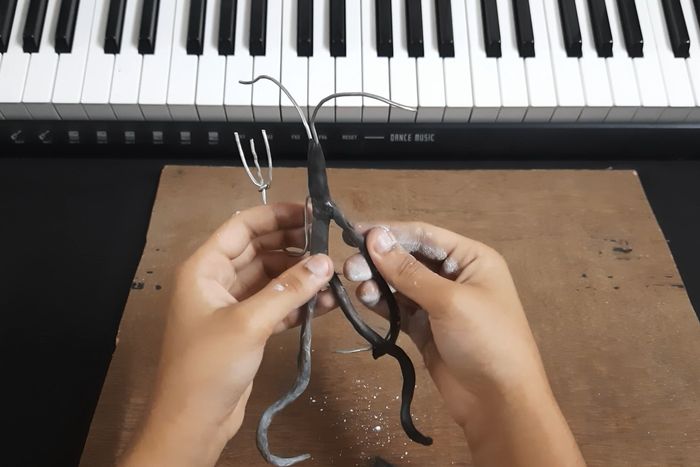 低成本手工制作魔法规培生物波克特笔座教程-第6张图片-趣作屋 低成本手工制作魔法规培生物波克特笔座教程-第6张图片-趣作屋