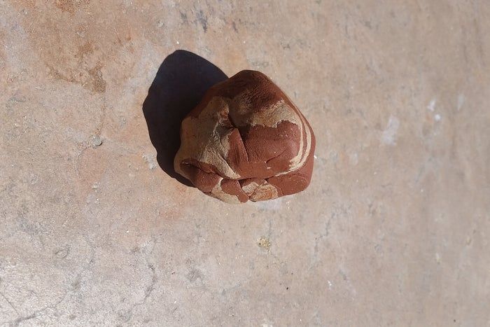 陶轮制作彩色杯子教程——简易陶艺项目全解析-第4张图片-趣作屋 陶轮制作彩色杯子教程——简易陶艺项目全解析-第4张图片-趣作屋