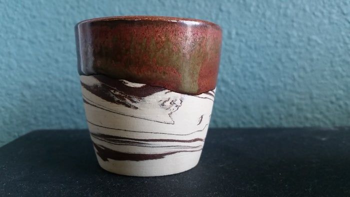 陶轮制作彩色杯子教程——简易陶艺项目全解析-第1张图片-趣作屋 陶轮制作彩色杯子教程——简易陶艺项目全解析-第1张图片-趣作屋