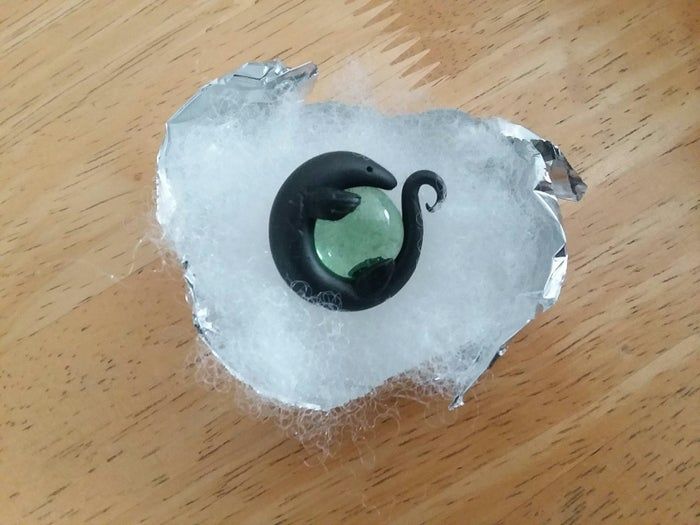 DIY环保穿山甲吊饰制作教程-手工动物保护主题工艺品-第9张图片-趣作屋