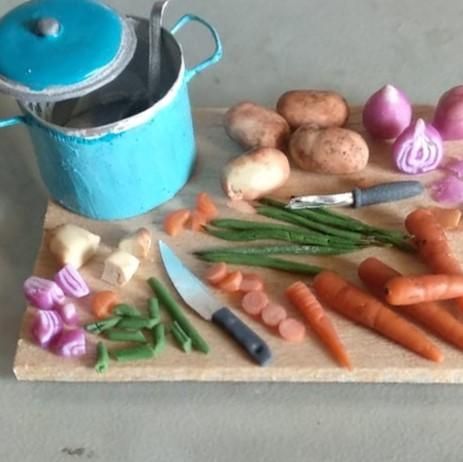 手作迷你炖菜板教程:聚合物粘土蔬菜制作全攻略-第21张图片-趣作屋 手作迷你炖菜板教程:聚合物粘土蔬菜制作全攻略-第21张图片-趣作屋