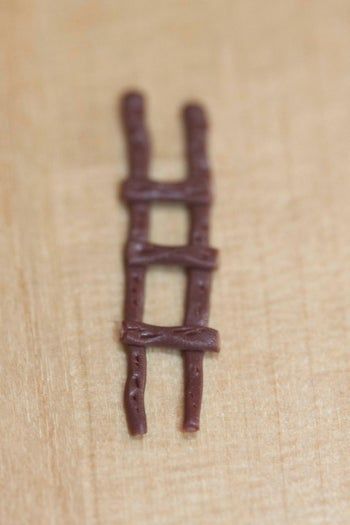 用核桃制作海蒂与祖父的微缩小屋教程——详细步骤与材料清单-第15张图片-趣作屋