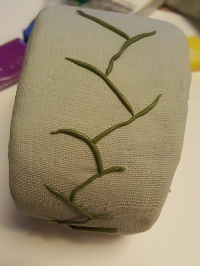 空纸筒手工腕带制作教程-聚合物粘土花朵装饰-第8张图片-趣作屋 空纸筒手工腕带制作教程-聚合物粘土花朵装饰-第8张图片-趣作屋