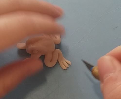 简单青蛙钥匙链手工制作教程-第16张图片-趣作屋 简单青蛙钥匙链手工制作教程-第16张图片-趣作屋