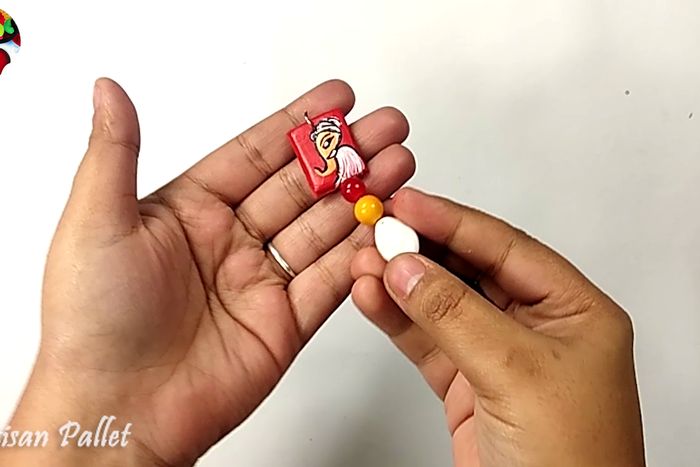 DIY聚合物粘土首饰制作教程——简单易学的手工项链与耳饰套装-第24张图片-趣作屋 DIY聚合物粘土首饰制作教程——简单易学的手工项链与耳饰套装-第24张图片-趣作屋