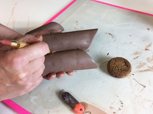 陶艺挤出成型花器制作教程-第7张图片-趣作屋 陶艺挤出成型花器制作教程-第7张图片-趣作屋