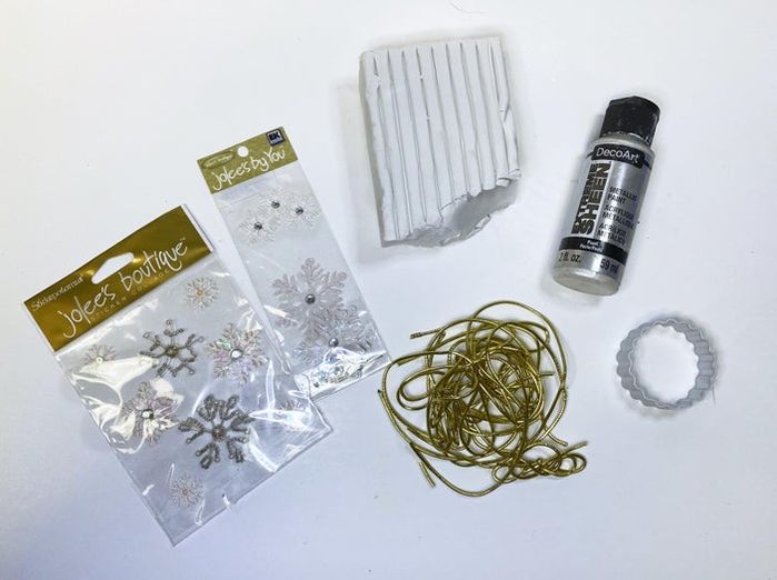 自制剪贴装饰聚合物粘土花环教程-第3张图片-趣作屋