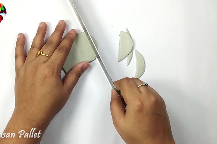 DIY聚合物粘土首饰制作教程——简单易学的手工项链与耳饰套装-第8张图片-趣作屋 DIY聚合物粘土首饰制作教程——简单易学的手工项链与耳饰套装-第8张图片-趣作屋