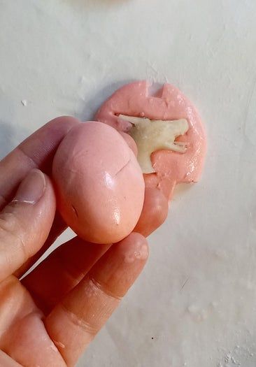 低成本自制硅胶模具教程-硅胶填缝剂与玉米淀粉制作指南-第16张图片-趣作屋