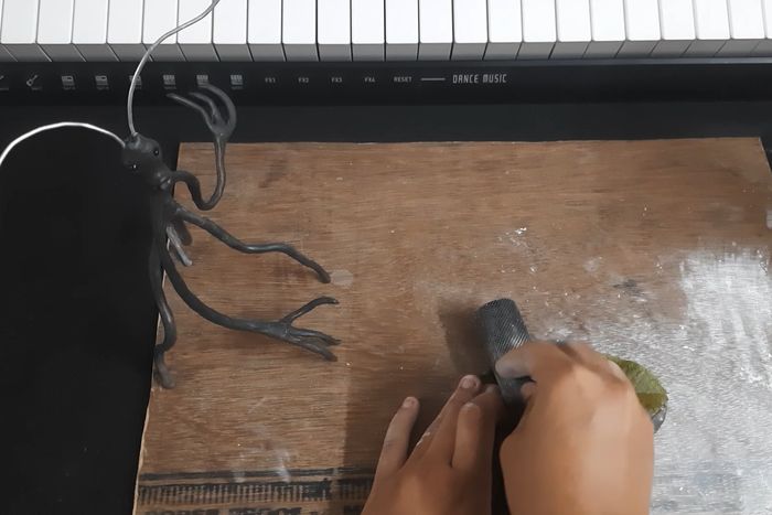 低成本手工制作魔法规培生物波克特笔座教程-第13张图片-趣作屋 低成本手工制作魔法规培生物波克特笔座教程-第13张图片-趣作屋