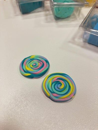 软陶糖果饰品制作教程-亲子DIY手作耳环-第16张图片-趣作屋 软陶糖果饰品制作教程-亲子DIY手作耳环-第16张图片-趣作屋